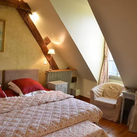 Bed & Breakfast Charmilles Des Cordeliers 3*