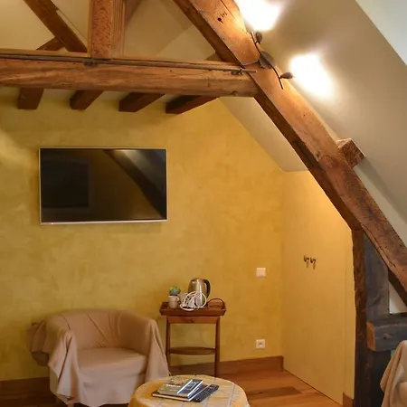 Bed & Breakfast Charmilles Des Cordeliers